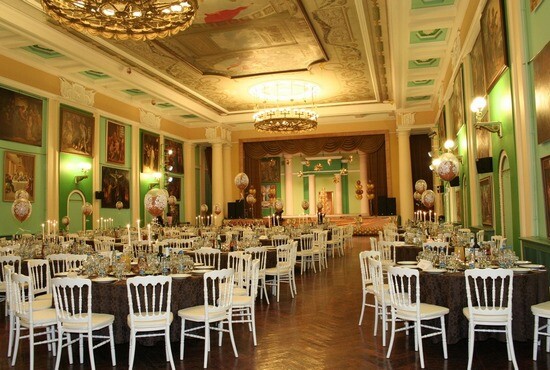 Проведение юбилеев