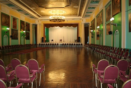 Проведение выпускных