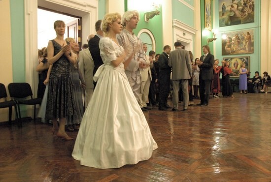 Проведение выпускных