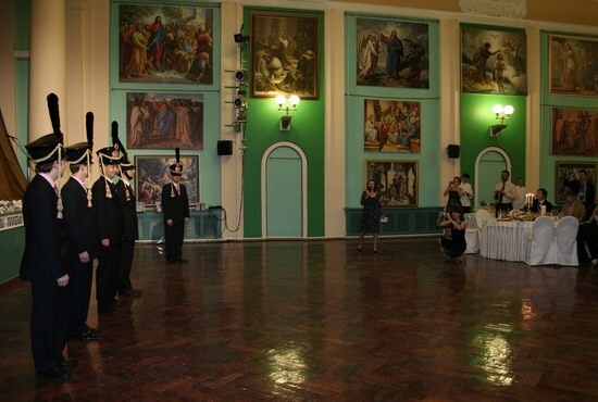 Проведение выпускных